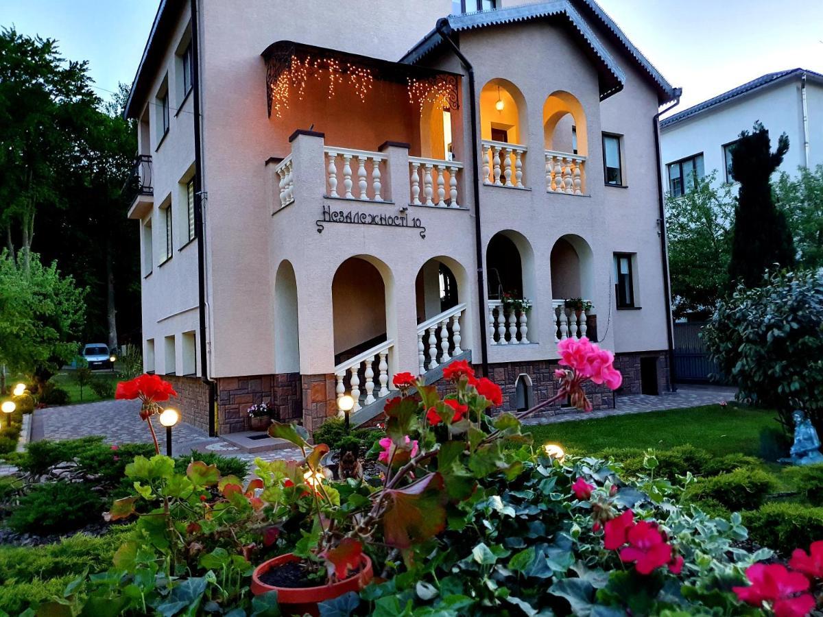 Villa Zenko Brjuhovicsi Kültér fotó