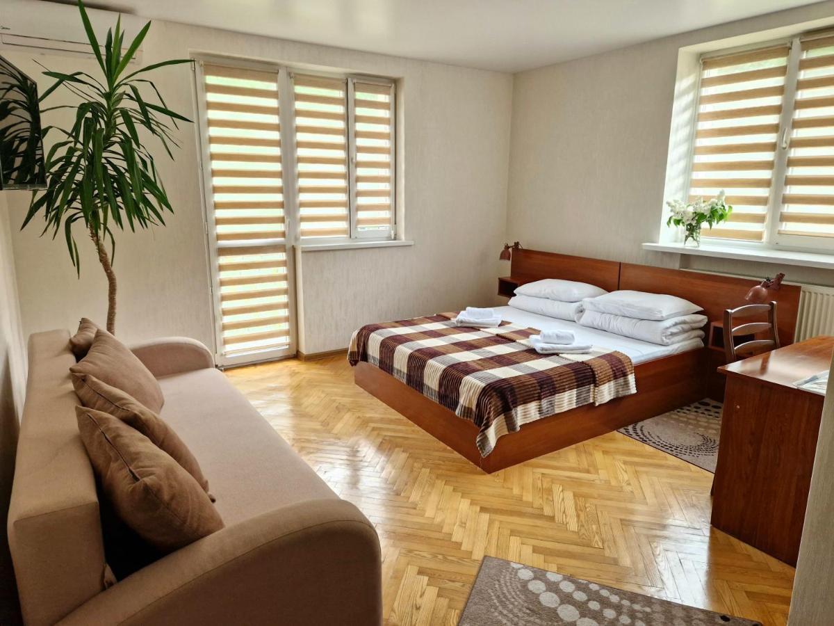 Villa Zenko Brjuhovicsi Kültér fotó