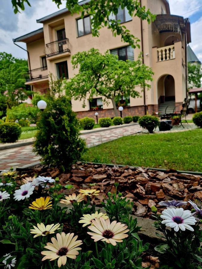 Villa Zenko Brjuhovicsi Kültér fotó