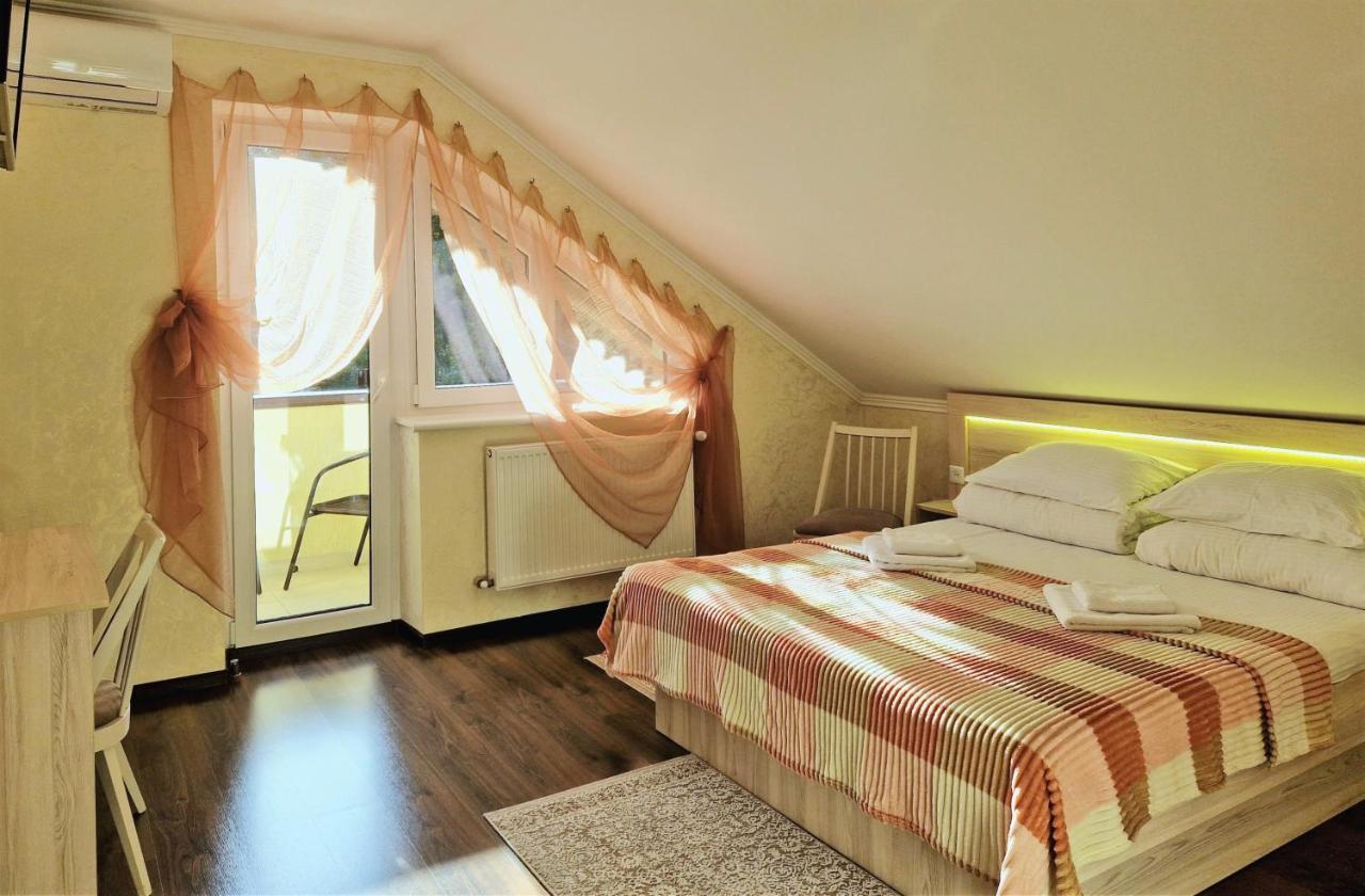 Villa Zenko Brjuhovicsi Kültér fotó